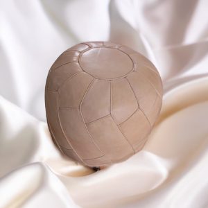 4863 Pouf