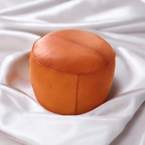 4876 Pouf
